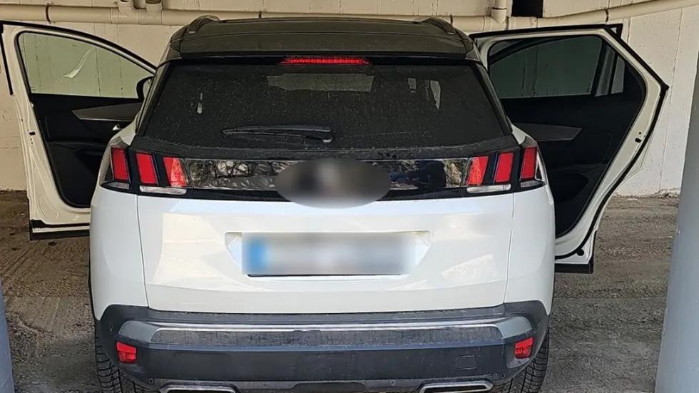 Εξαρθρώθηκε η σπείρα που έκλεβε SUV και τα διοχέτευε στο εξωτερικό 